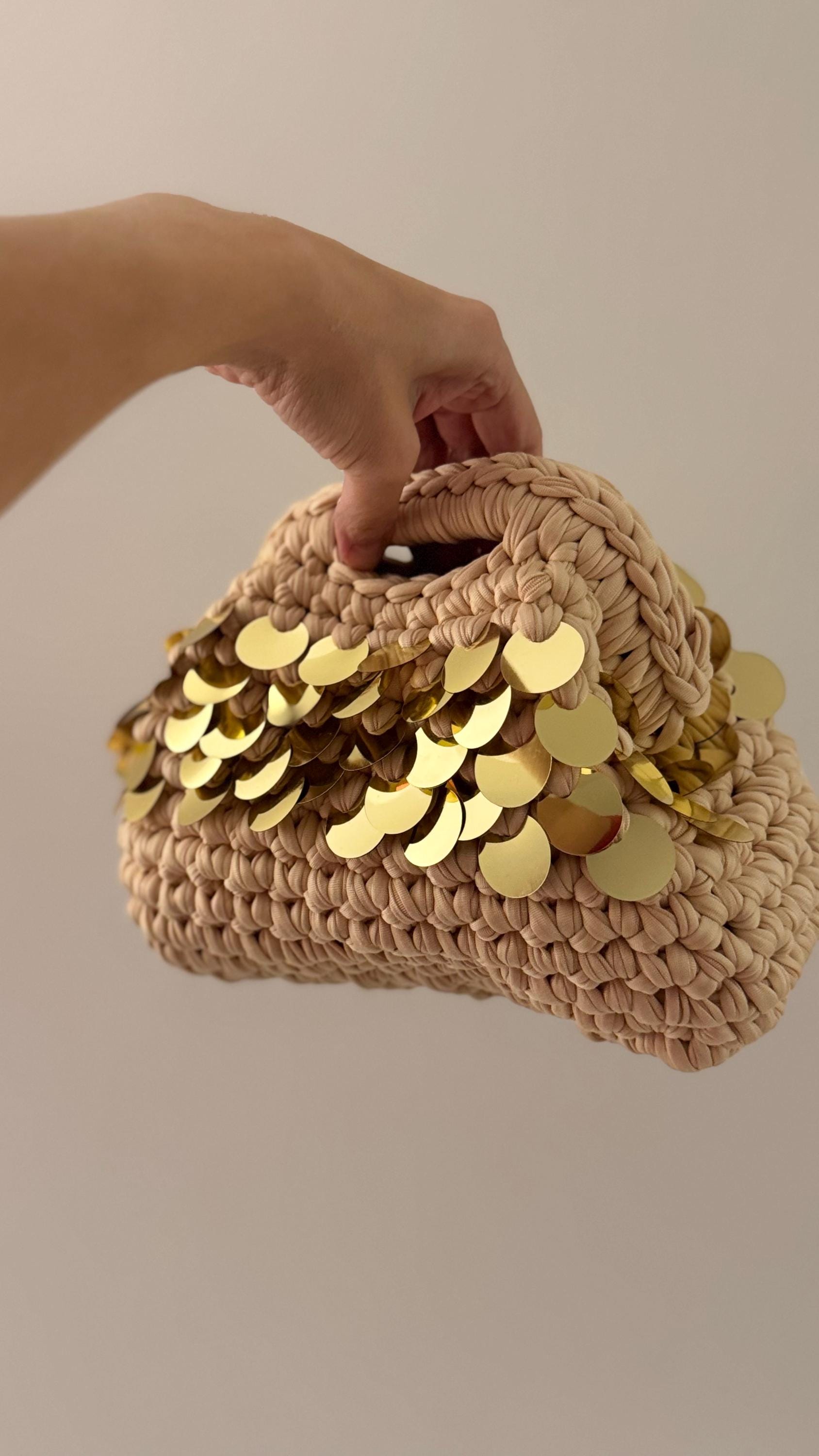 Beige & Gold Sequin Clutch, detail view