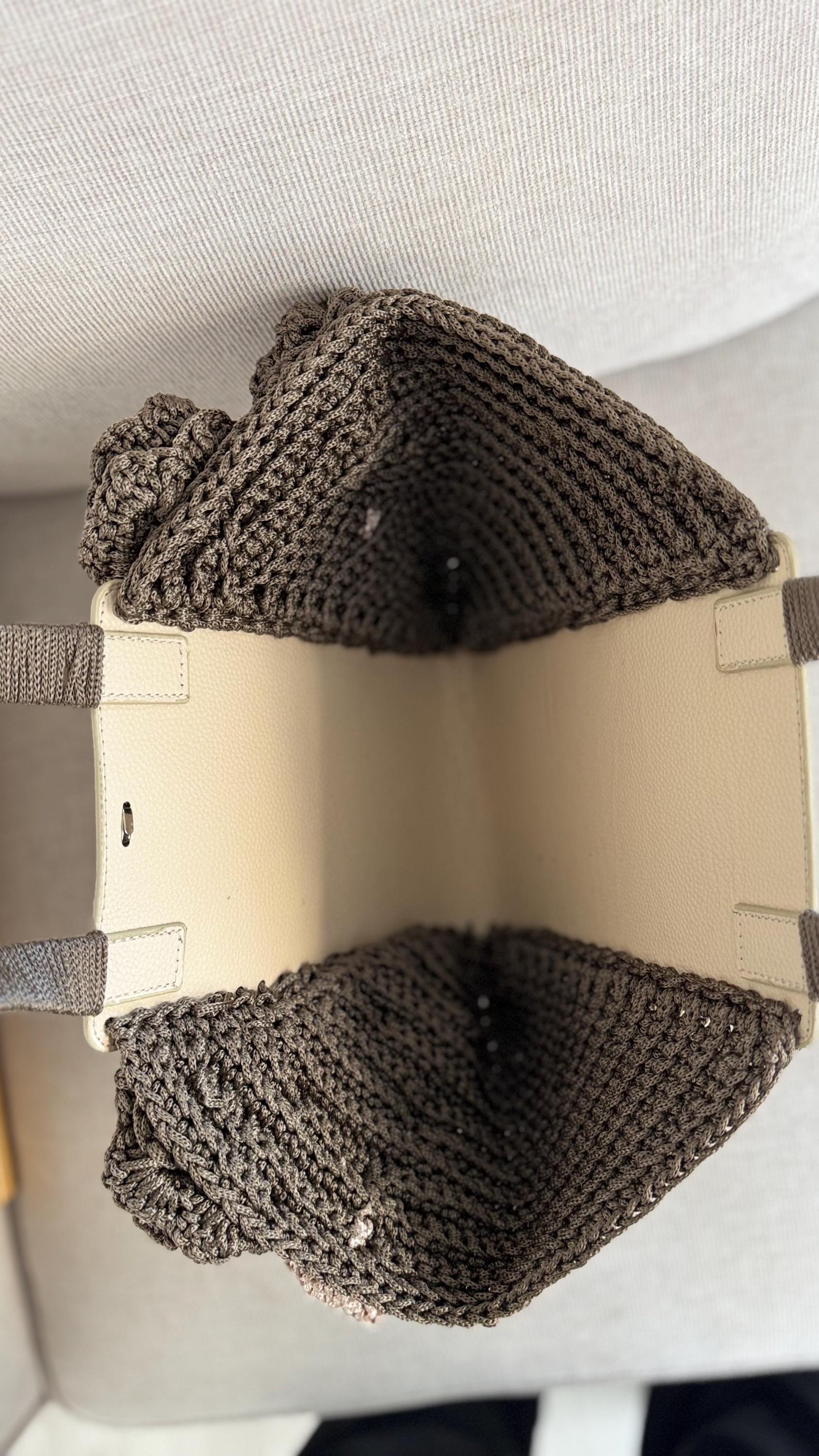 Chocolate and cream crochet flower tote bag, detail view
