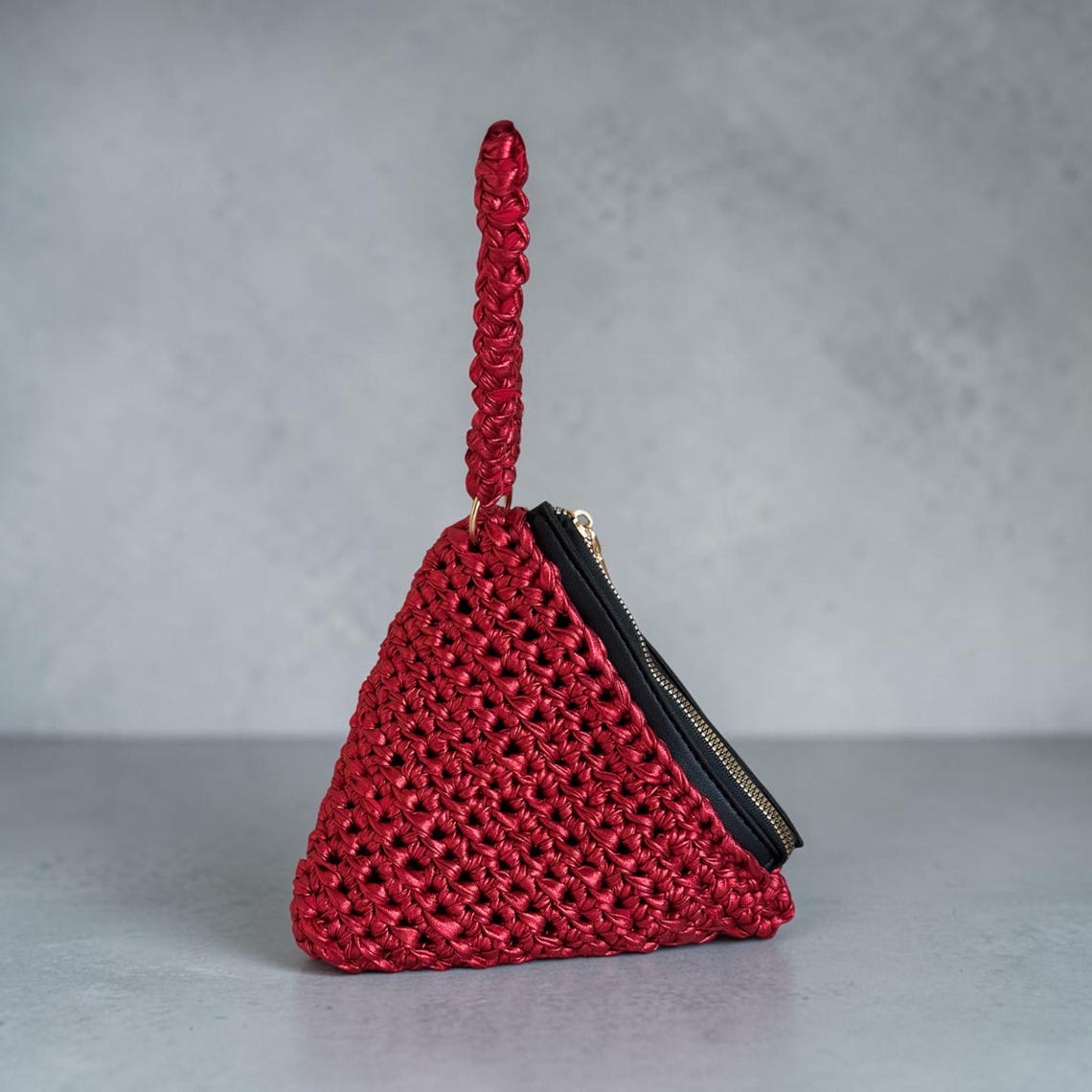 Metallic Pyramid Bag, detail view