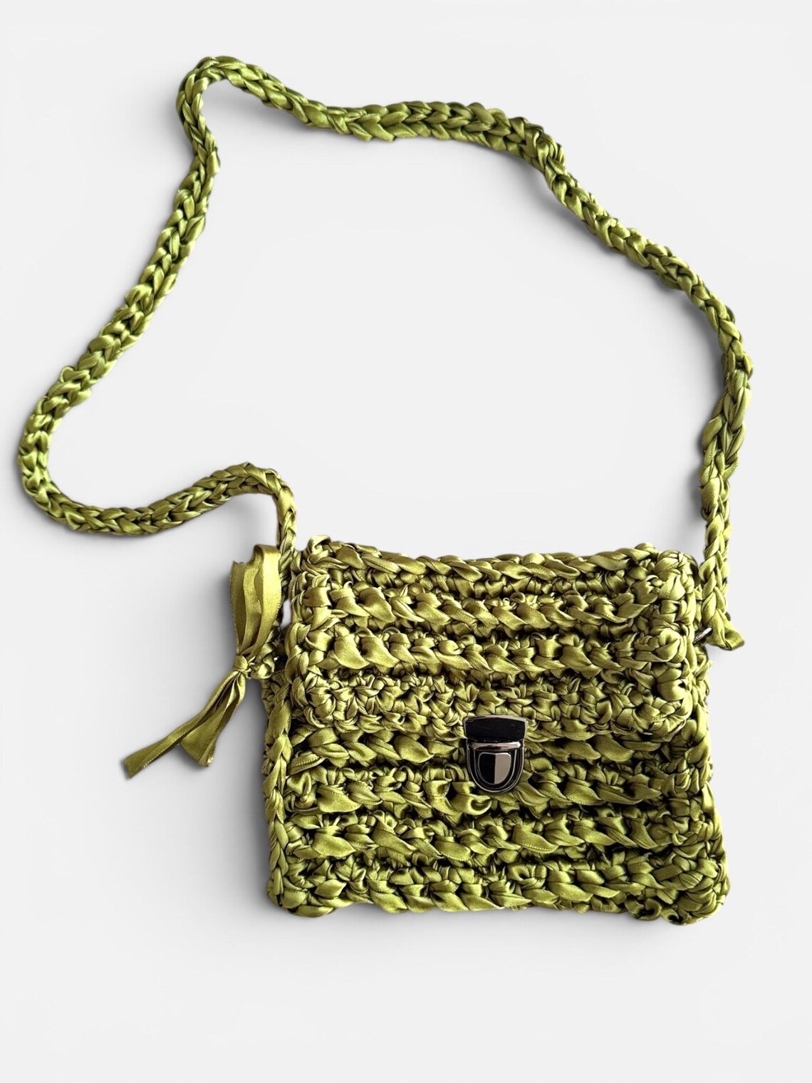 Olive green shoulder bag, side view
