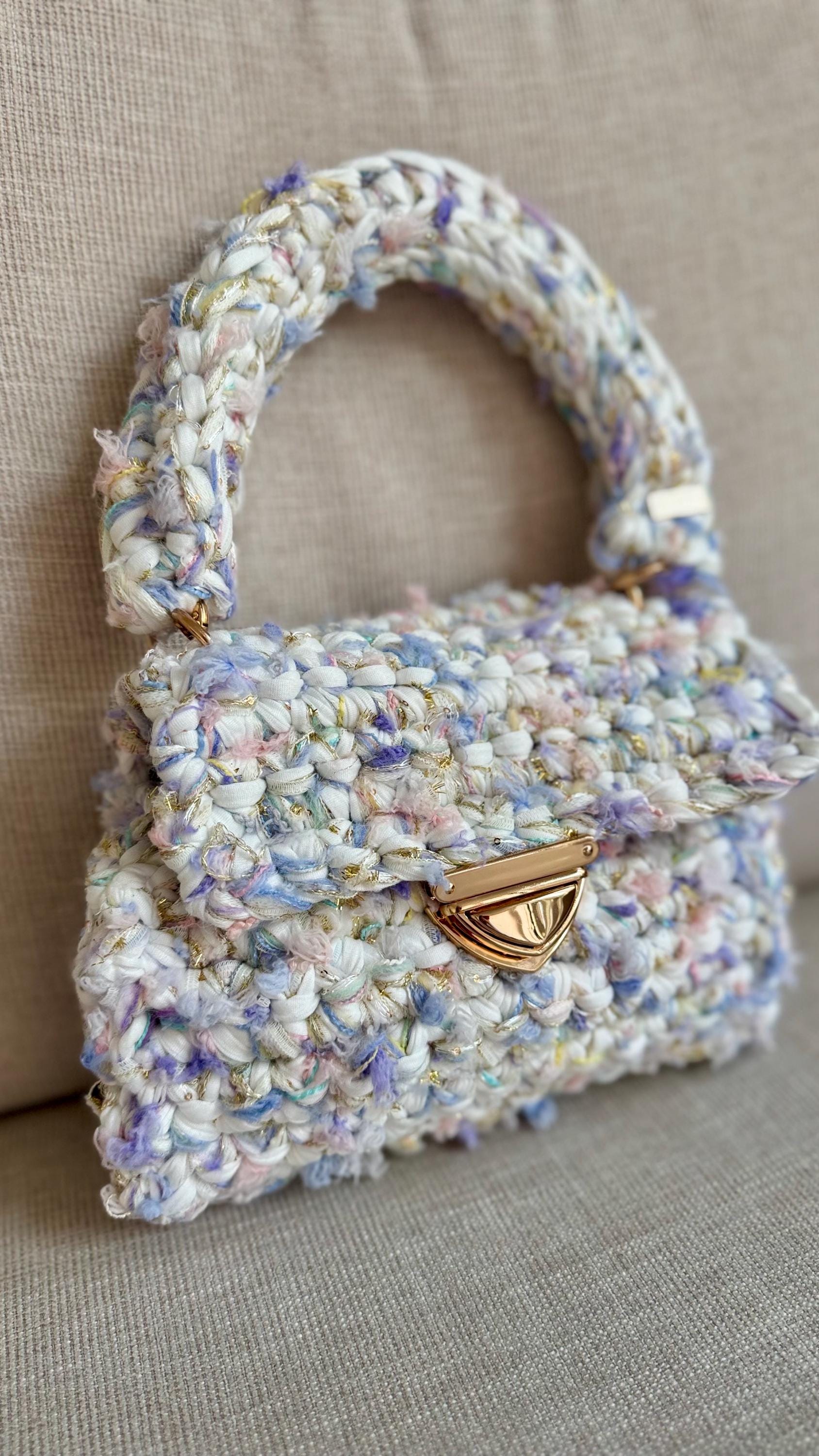 Pastel Floral Handbag, handle detail