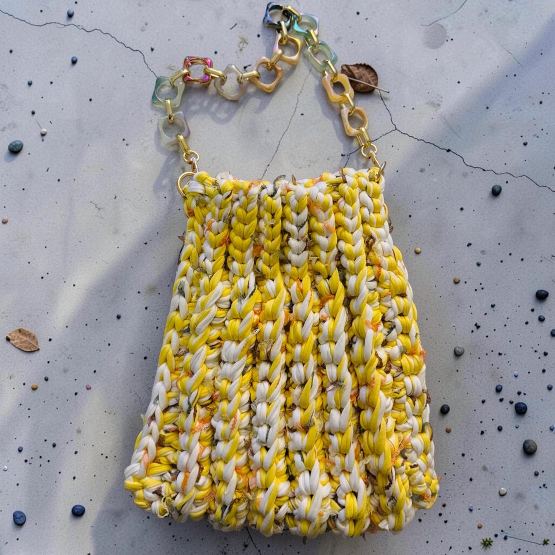Yellow & White Chain Handbag, detail view